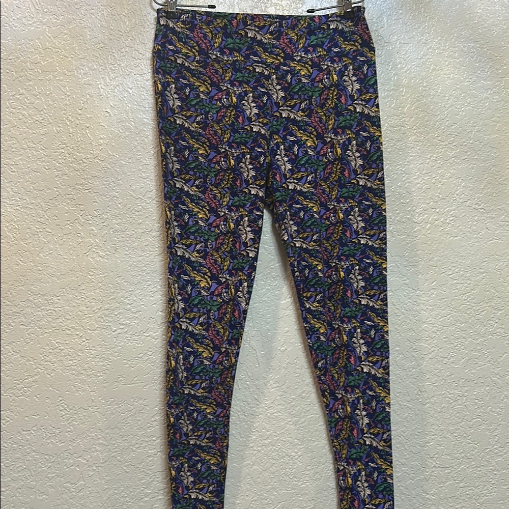 LuLaRoe Blue and Purple Patterned Jeggings
